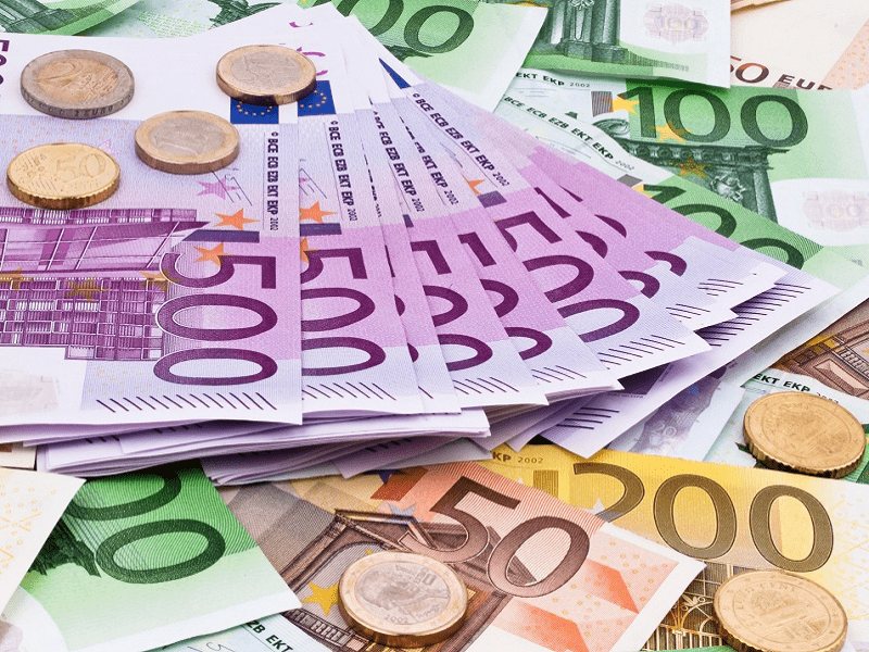 Phân tích kỹ thuật EUR ngày 21/12: Bình yên trước “cơn bão”?