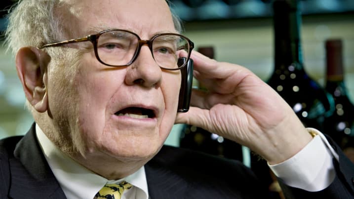 Warren Buffett thu lời 120 tỷ USD đầu tư vào Apple Warren Buffett thu lời 120 tỷ USD đầu tư vào Apple