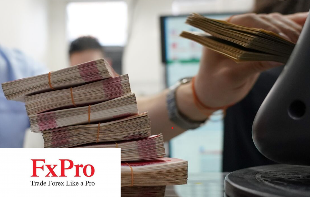 CNY - Tâm điểm mới của Carry Trade