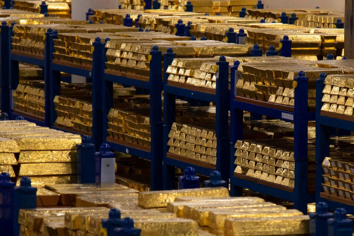 Các nước Đông Âu đang mua nhiều vàng nhất thế giới Các nước Đông Âu đang mua nhiều vàng nhất thế giới